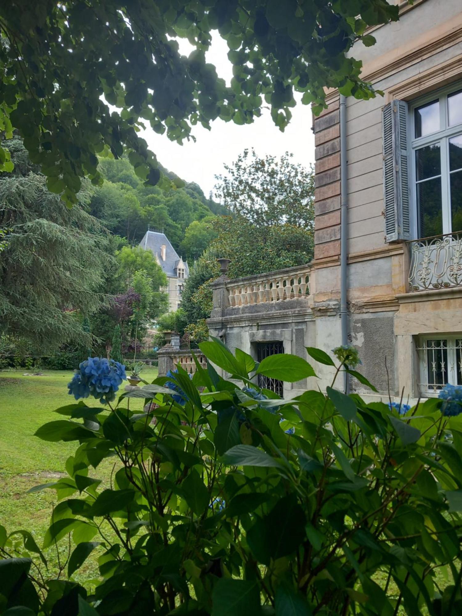 Villa Du Lys Bagneres-de-Luchon Ngoại thất bức ảnh